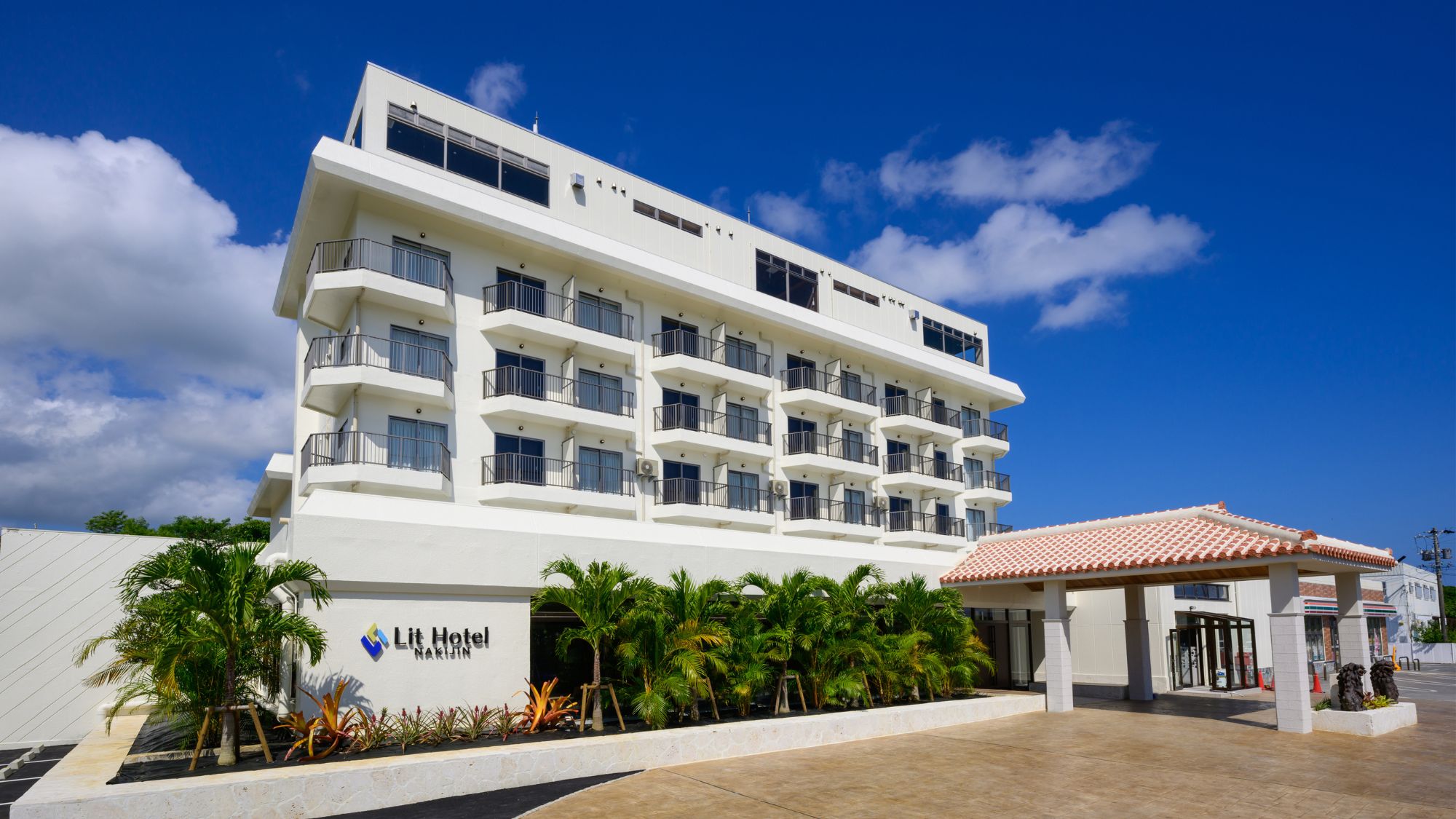 Lit Hotel NAKIJIN 外観